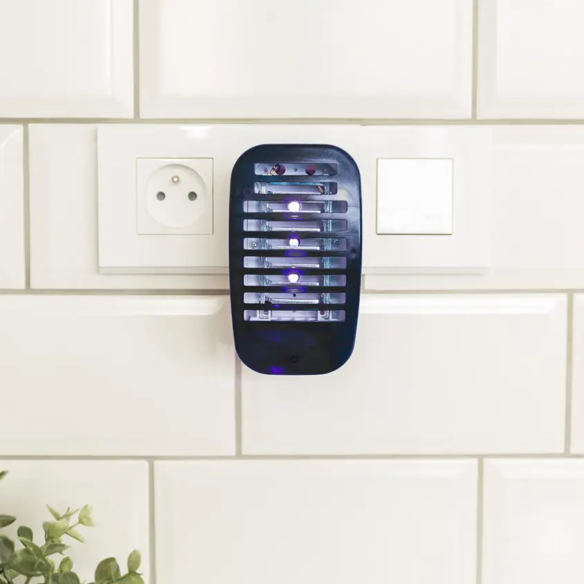 prise-anti-insectes (2).webp