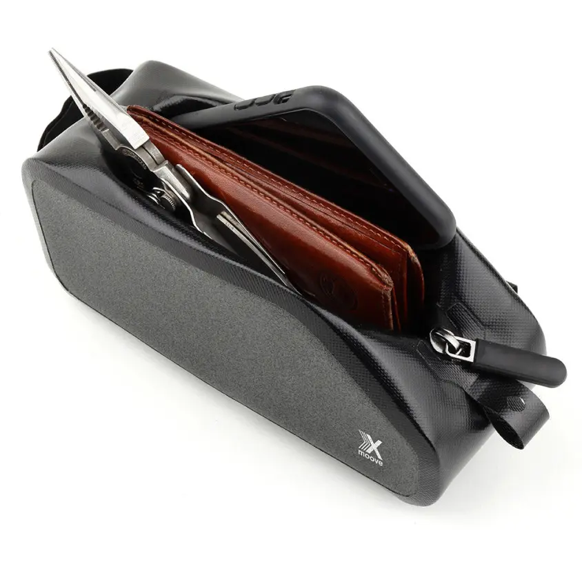 sacoche-de-cadre-impermeable (1).webp